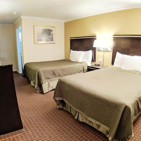 Salinas Inn Экстерьер фото
