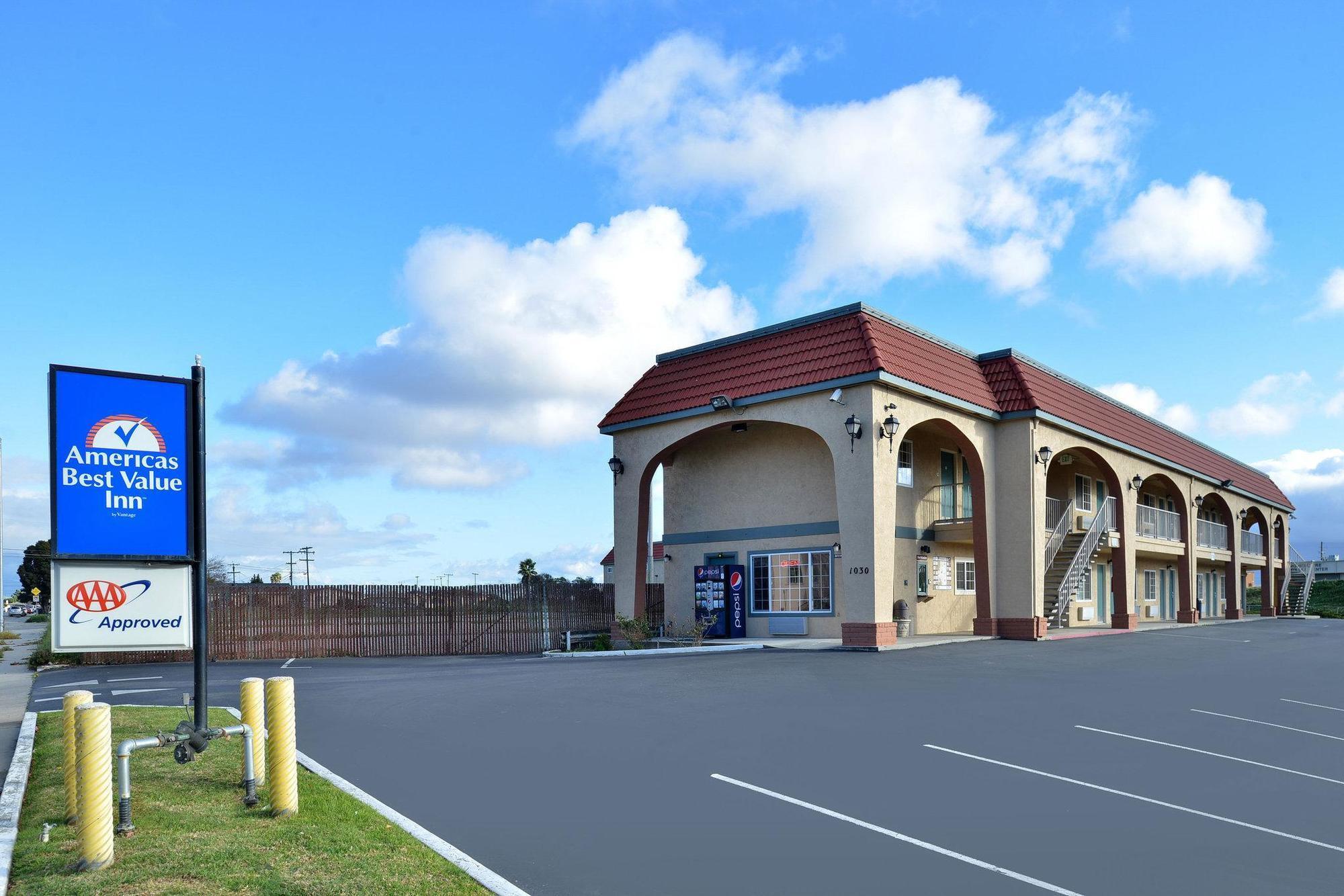 Salinas Inn Экстерьер фото
